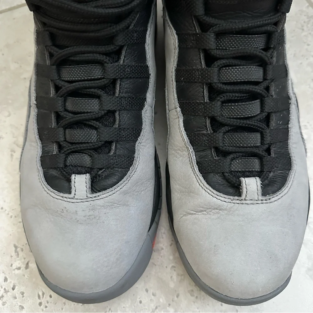 Jordan 10 Retro Sneaker Size 11.5 Men